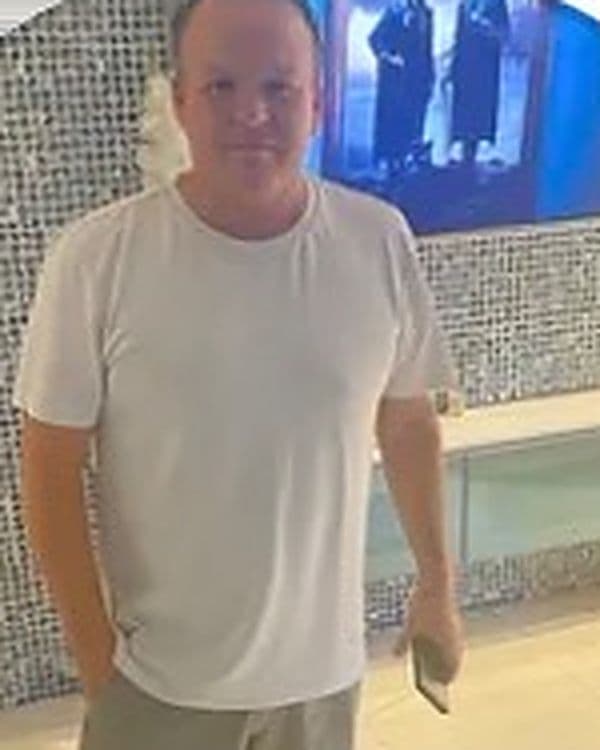 Nick Wolfs, owner at Perfect Society